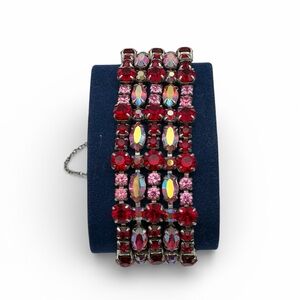VINTAGE SHERMAN RED & PINK AURORA BOREALIS RHINESTONE WIDE BRACELET – SIGNED
